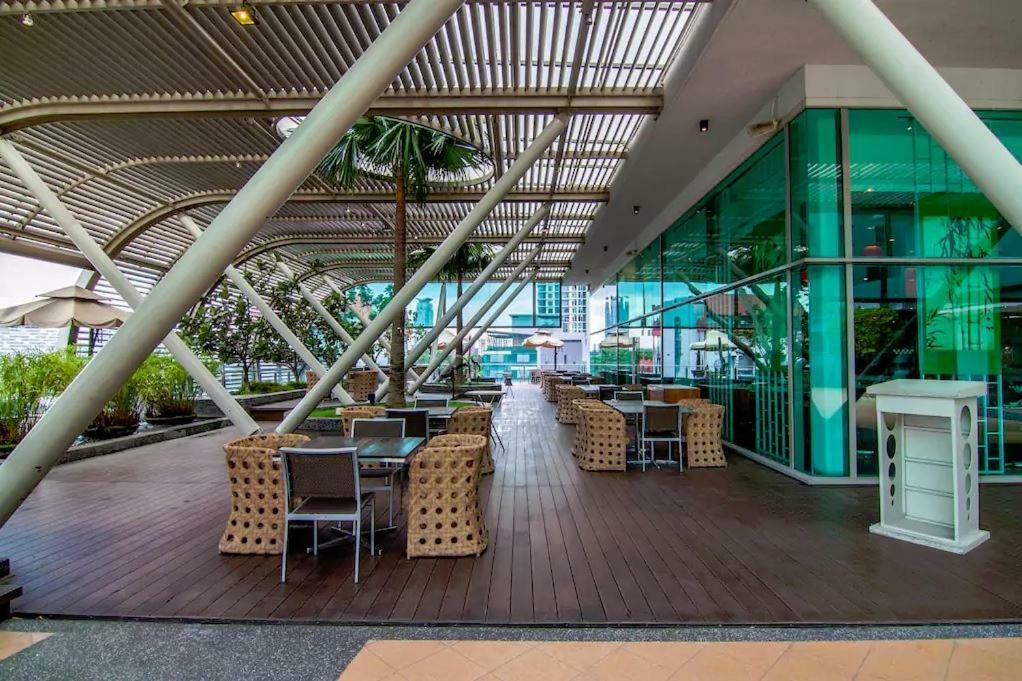 Urban Suites @ Swiss Garden Residence 쿠알라룸푸르 외부 사진